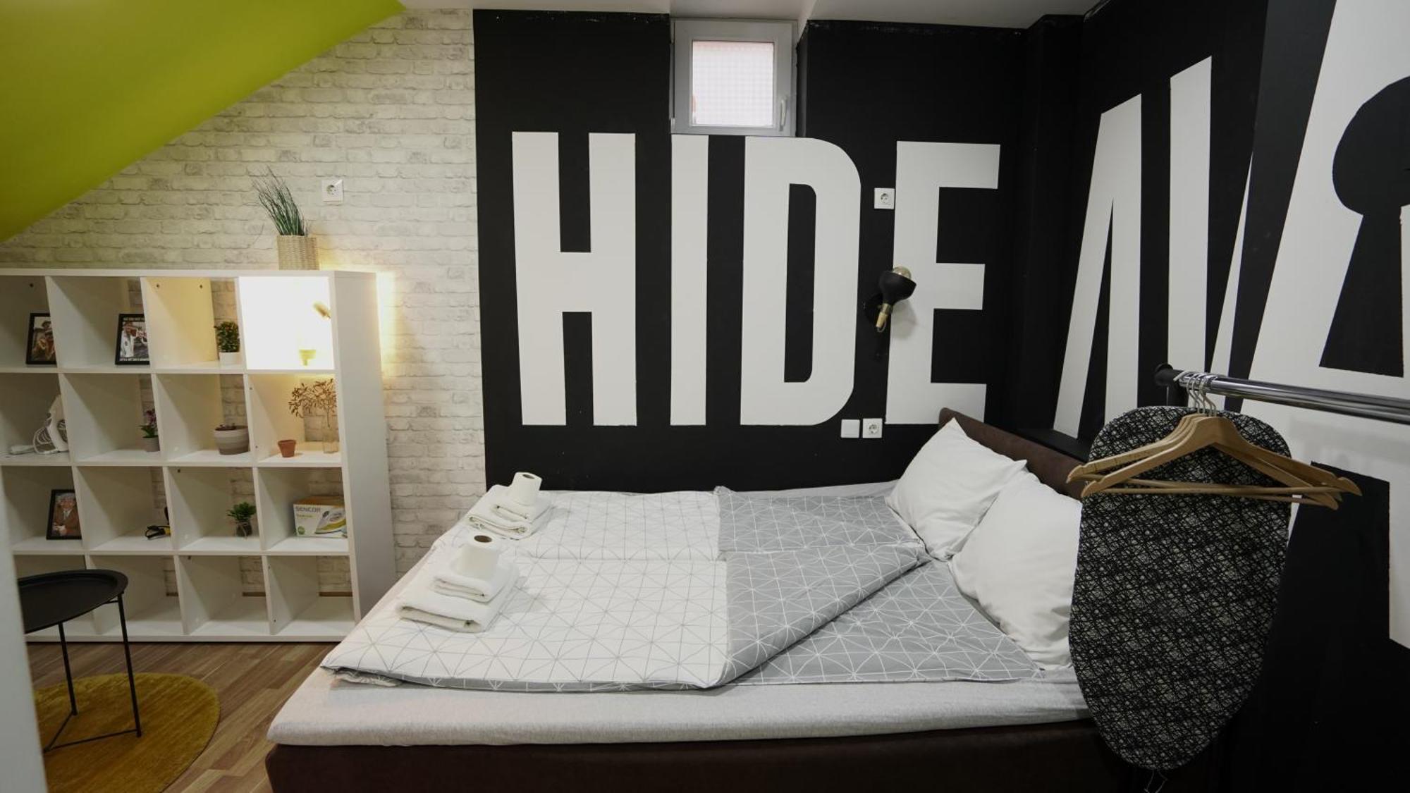Hideaway Rooms & Apartments ซาราเยโว ภายนอก รูปภาพ