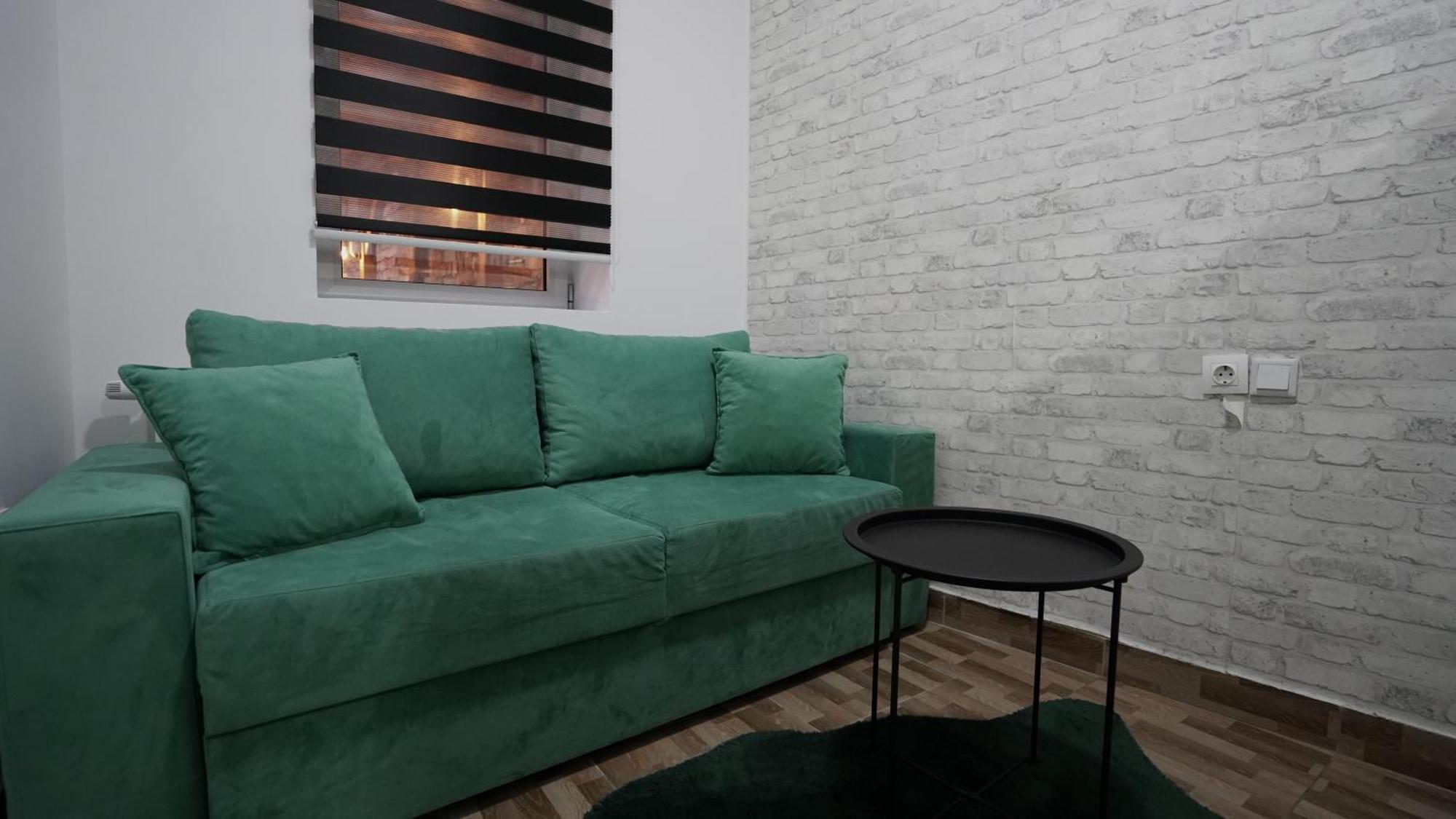 Hideaway Rooms & Apartments ซาราเยโว ภายนอก รูปภาพ